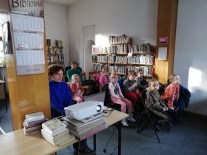 Prezentacja dotycząca biblioteki