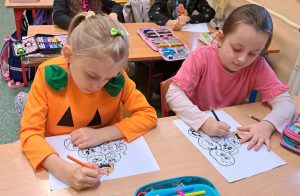 Kolorowanie obrazków z dynią