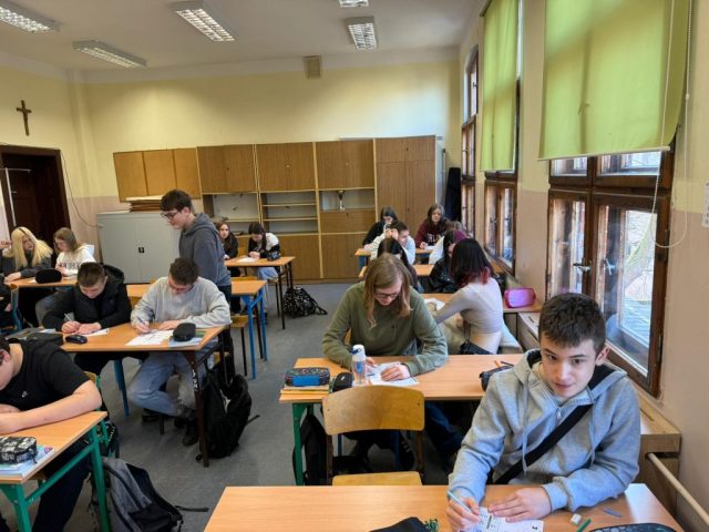 poznajemy liczbę pi