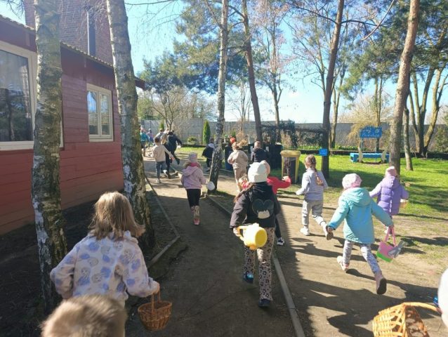 Udział w Warsztatach Wielkanocnych w Alpakowym Gaju w Bobolinie.