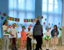 Więcej o 🎭🌞🦋Pierwszy Dzień Wiosny – Dzień Teatru🦋🌞🎭