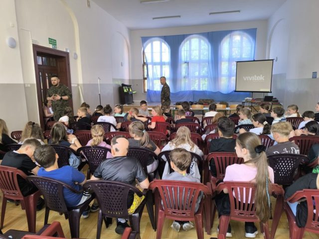 edukacja z wojskiem